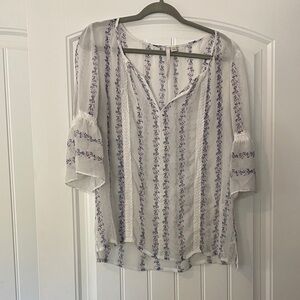 LC Lauren Conrad White and Blue Floral Blouse